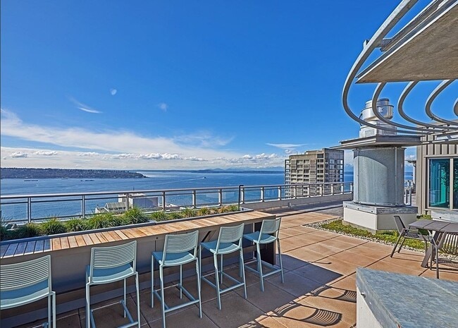 2033 2nd Ave, Unit 1406 in Seattle, WA - Building Photo - Building Photo
