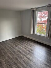 941 E Broadway in Stratford, CT - Building Photo - Building Photo