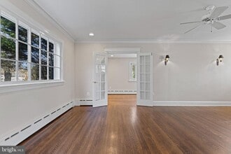 1224 Lancaster Ave in Berwyn, PA - Building Photo - Building Photo