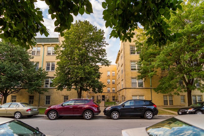Ashland Sunnyside in Chicago, IL - Foto de edificio - Building Photo