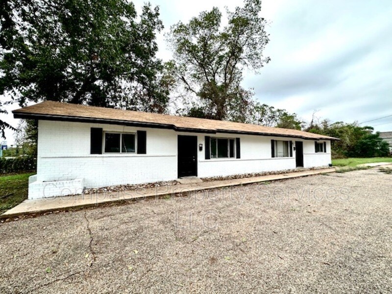 1120 Elm Ave in Waco, TX - Building Photo