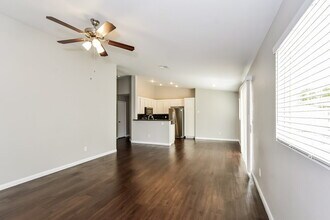 5421 Ash Meadows Way in North Las Vegas, NV - Building Photo - Building Photo