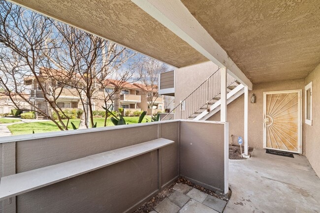 3645 Country Oaks Loop in Ontario, CA - Building Photo - Building Photo