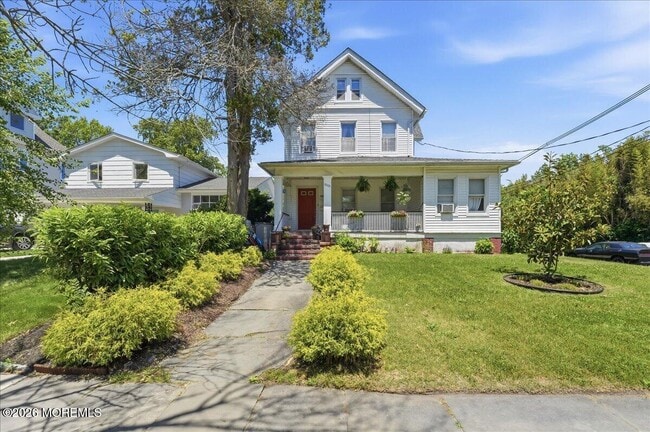 property at 1001 Fifth Ave