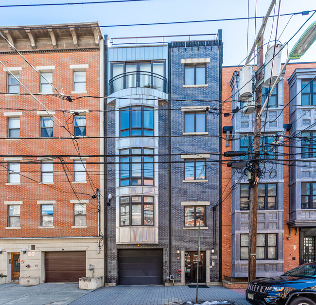 407 Adams St in Hoboken, NJ - Building Photo - Building Photo