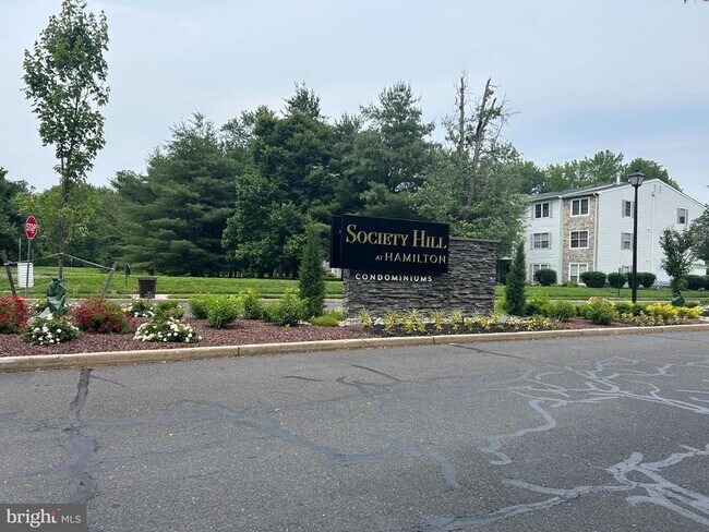 3 Hemlock Ct in Trenton, NJ - Building Photo - Building Photo