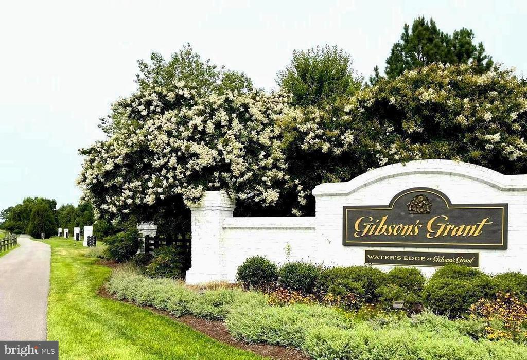 113 Henry Stoupe Way in Chester, MD - Foto de edificio