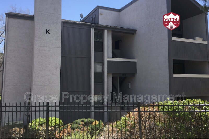 6470 S Dayton St in Englewood, CO - Building Photo