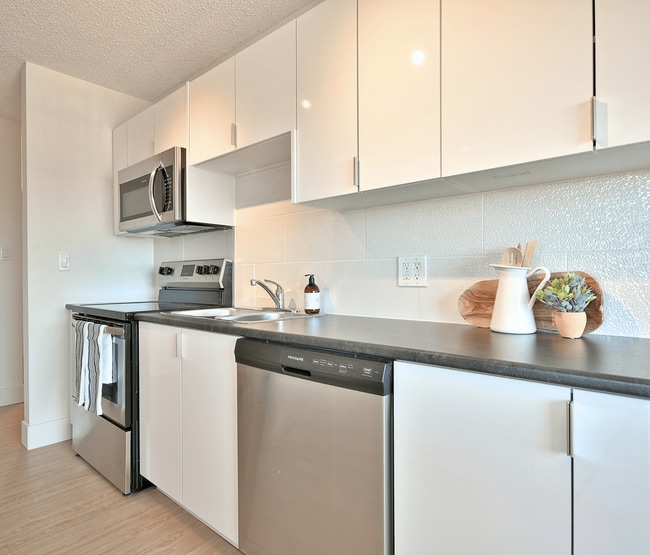 127 & 157 Biggs Street