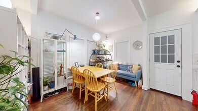 114 Hudson St in Somerville, MA - Building Photo - Building Photo