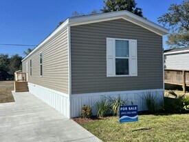 21 Park Pl in Arcadia, FL - Building Photo