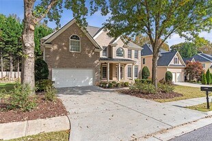 12489 Huntington Trace in Alpharetta, GA - Building Photo