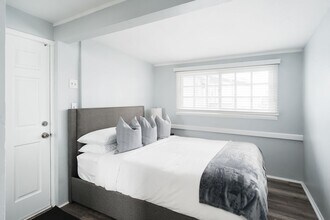 2454 Union St in San Diego, CA - Foto de edificio - Building Photo