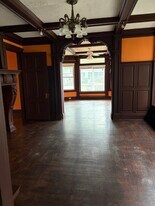 129 Willow St, Unit 129 willow St 1st floor in Waterbury, CT - Building Photo