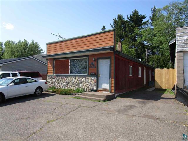 property at 7 W Hwy 61