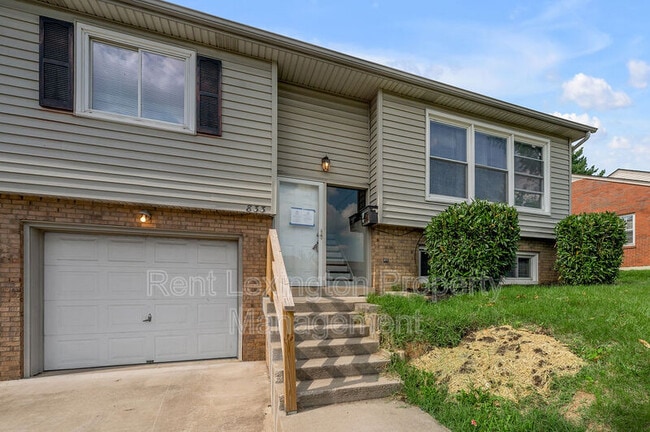 property at 833 Malabu Dr
