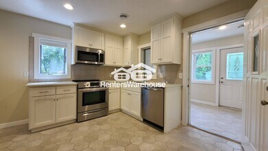 217 River St in Hudson, WI - Building Photo - Building Photo