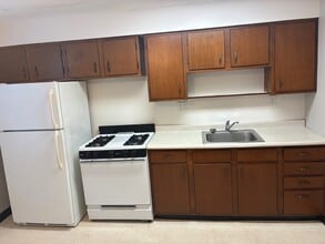 3962 Spencer Ave, Unit 2 in Cincinnati, OH - Building Photo - Building Photo