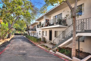 Hesperia Plaza, LLC Apartamentos