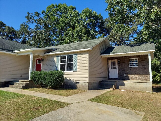 177 Georgia Ln in Washington, GA - Building Photo - Building Photo