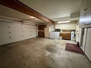 4402 Catlin Cir in Carpinteria, CA - Building Photo - Building Photo