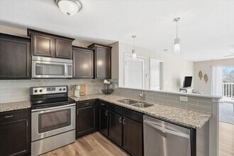 2212 Chapel Hill Rd in Columbia, MO - Building Photo - Building Photo