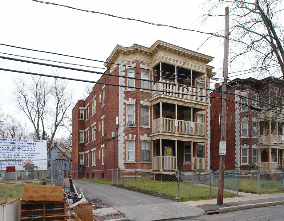 The Hartford Communities IV- Vine in Hartford, CT - Building Photo