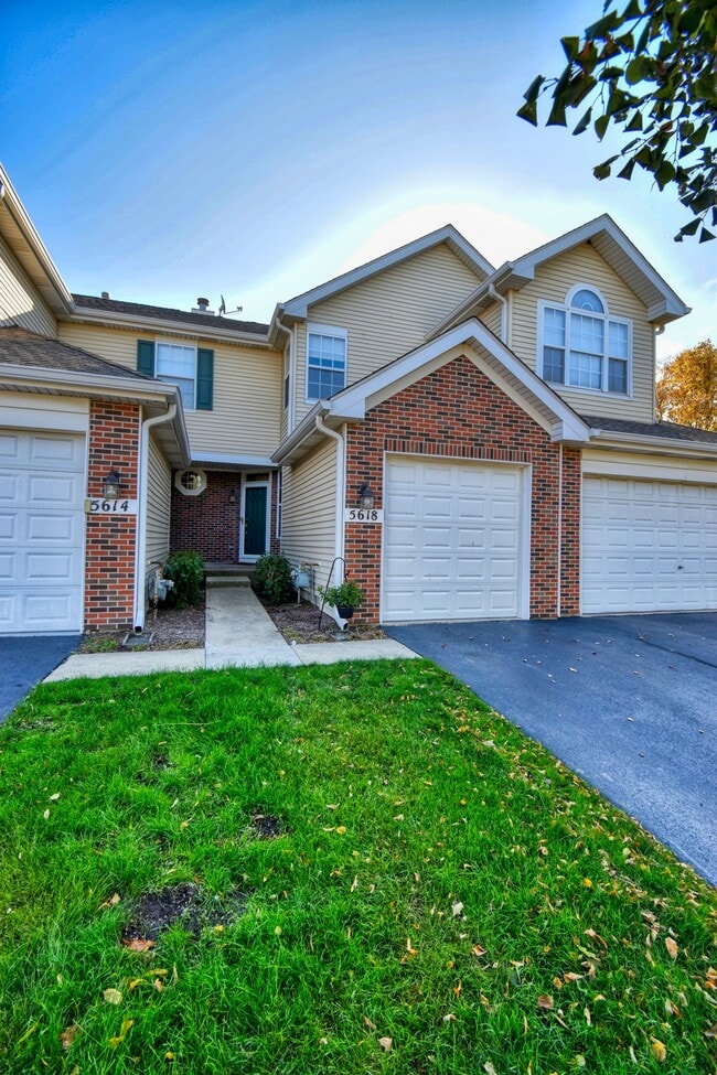 property at 5618 Elizabeth Pl