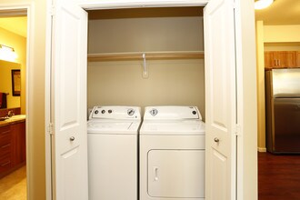 The Jones in Hillsboro, OR - Building Photo - Interior Photo