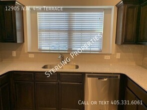 12905 NW 4th Terrace in Yukon, OK - Building Photo - Building Photo