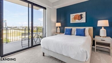 4341 34th St S, Unit 381 in St. Petersburg, FL - Foto de edificio - Building Photo