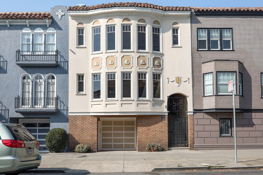 3255-3257 Octavia St in San Francisco, CA - Building Photo