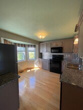 8254 Boatwatch Dr in Baldwinsville, NY - Building Photo - Building Photo