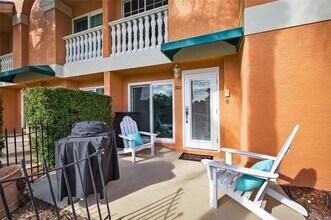 922 N Shore Dr NE in St. Petersburg, FL - Building Photo - Building Photo