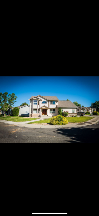 2696 Amber Way in Grand Junction, CO - Building Photo