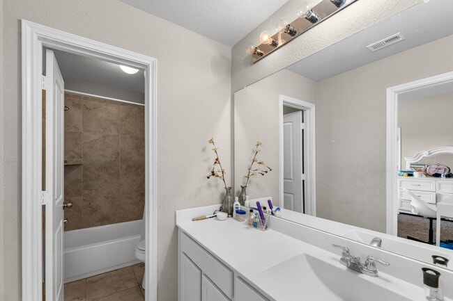 property at 7706 Mesquite Hill Ln