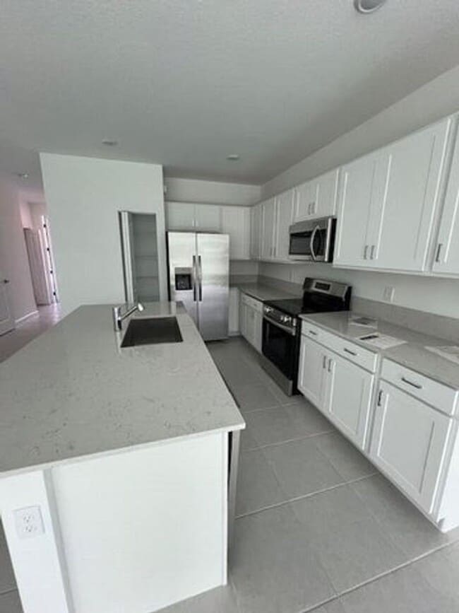 property at 5355 Flannigan Wy