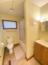 184 Grand Ave, Unit 1F in Johnson City, NY - Building Photo - Building Photo