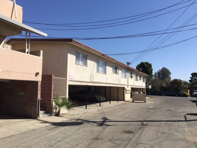 1006 Princeton Ave in Bakersfield, CA - Building Photo - Building Photo