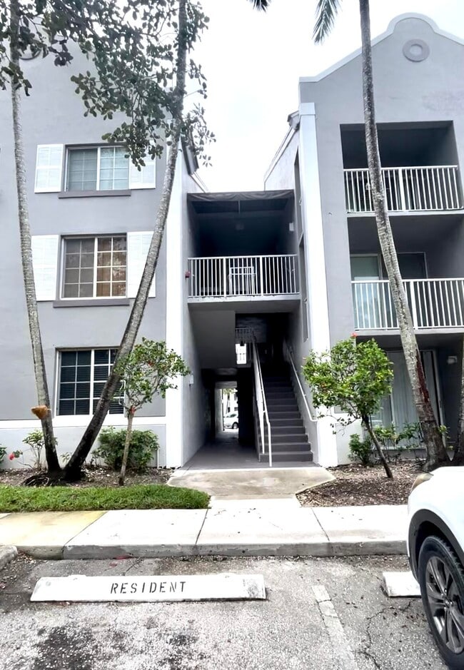 property at 631 SW 111th Ln
