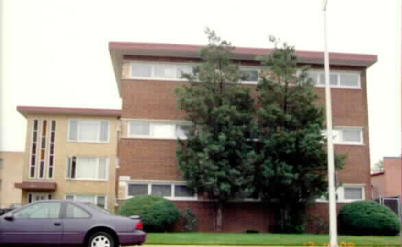 9413-9417 S Mobile Ave in Oak Lawn, IL - Building Photo