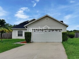 10355 Little Econ St in Orlando, FL - Building Photo