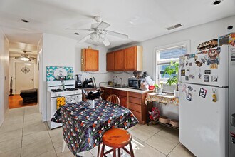 4512 S Fairfield Ave in Chicago, IL - Building Photo - Building Photo