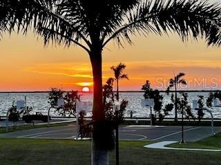 707 W Retta Esplanade in Punta Gorda, FL - Foto de edificio - Building Photo