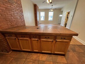 5205 Carnegie St in Pittsburgh, PA - Building Photo - Building Photo