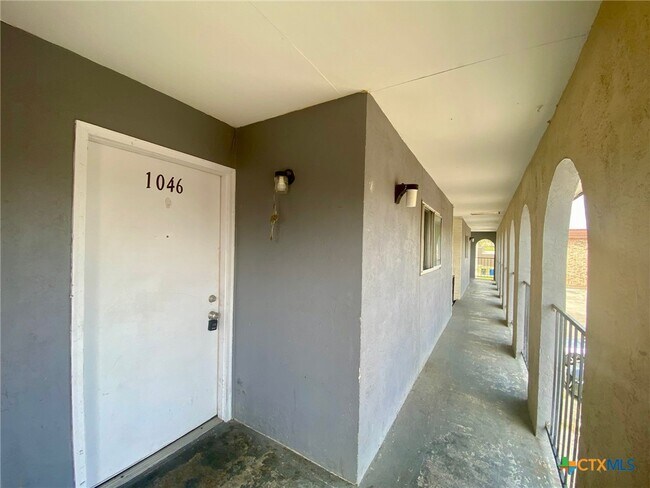 1046 Linde Ave in New Braunfels, TX - Building Photo - Building Photo
