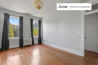Private bedroom in 4 bed/2 bath Home in Washington, DC - Building Photo - Building Photo