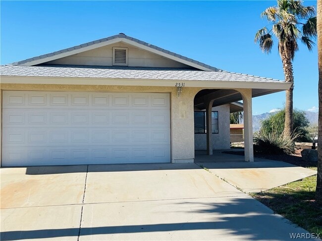 2531 Country Club Dr in Bullhead City, AZ - Building Photo - Building Photo