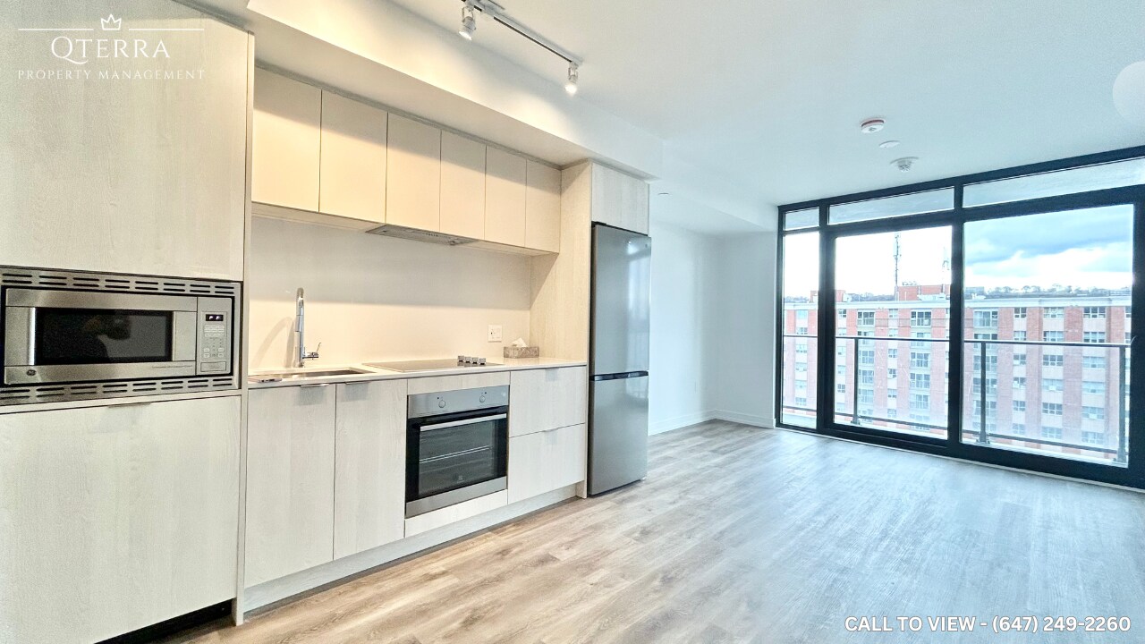 1 Jarvis St in Hamilton, ON - Building Photo
