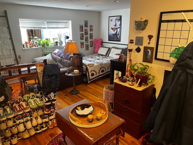 15 Euston Rd, Unit 17 in Boston, MA - Building Photo - Building Photo